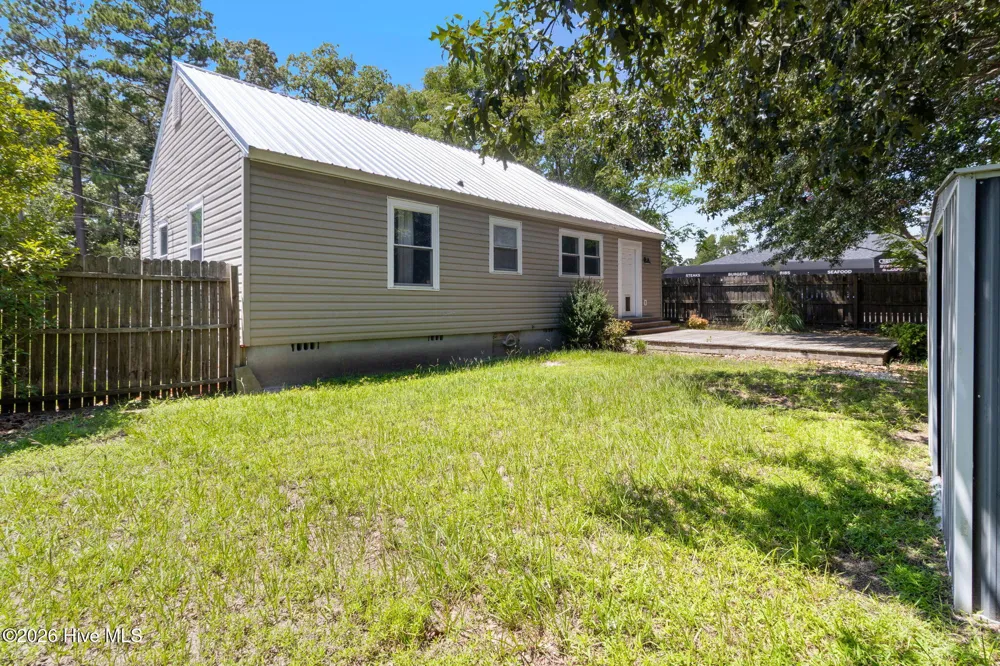 707 E Broad Street Elizabethtown, NC 28337