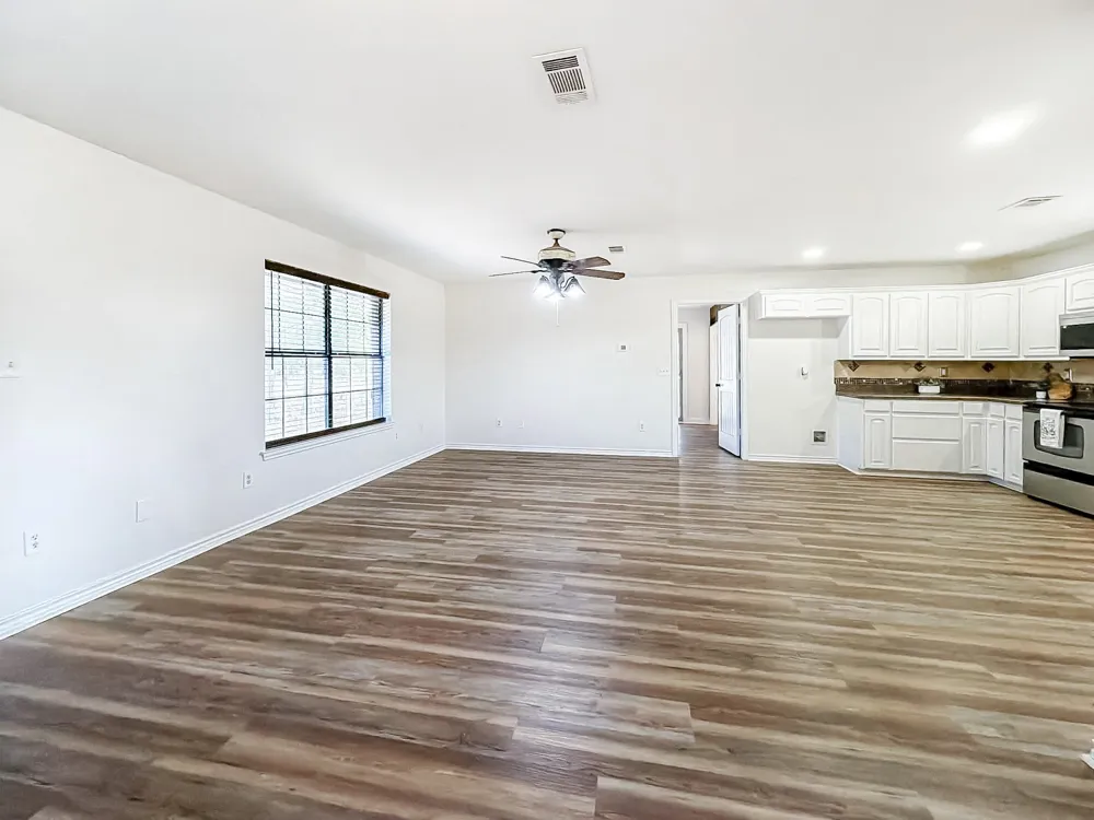 697 County Road 166 Whitesboro, TX 76273