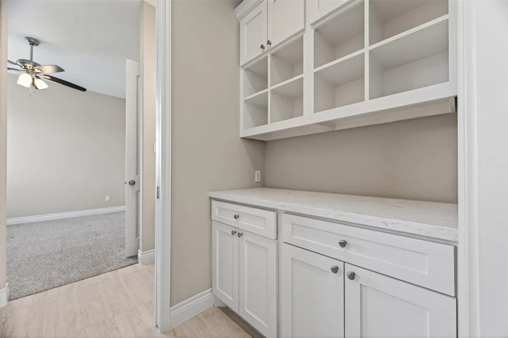 803 Lily Lane Rosharon, TX 77583