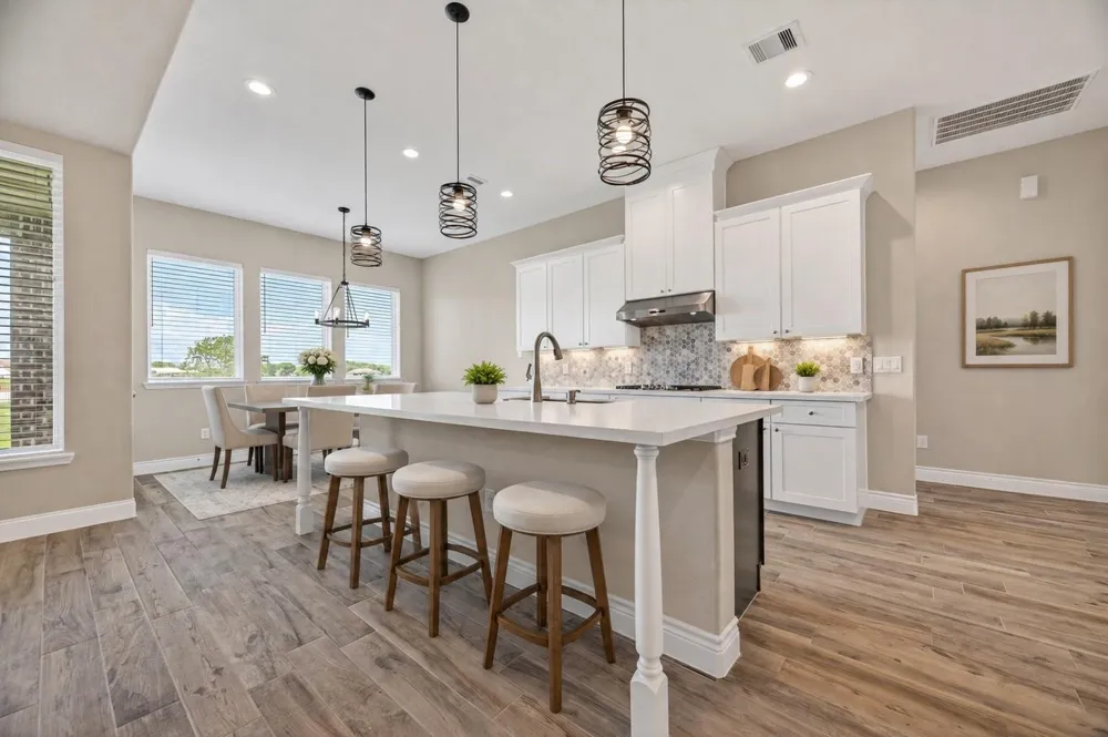 803 Lily Lane Rosharon, TX 77583