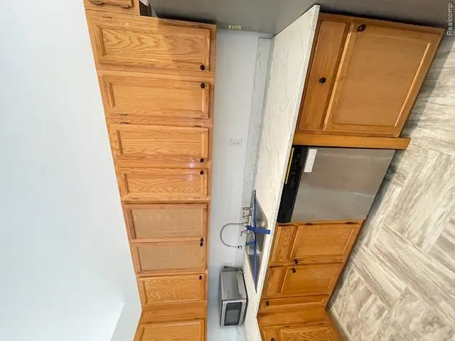 30885 LEE FRANK LANE Madison Heights City, MI 48071