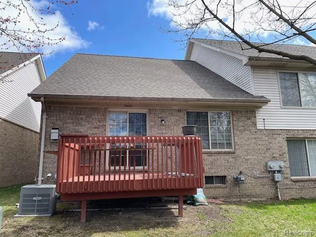 30885 LEE FRANK LANE Madison Heights City, MI 48071