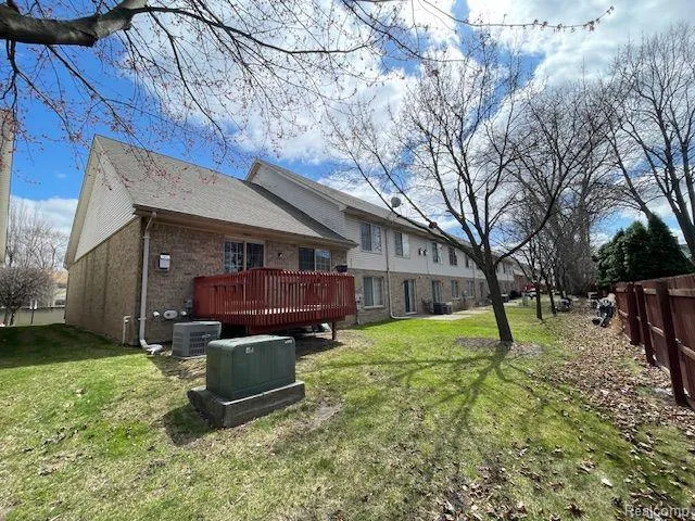 30885 LEE FRANK LANE Madison Heights City, MI 48071