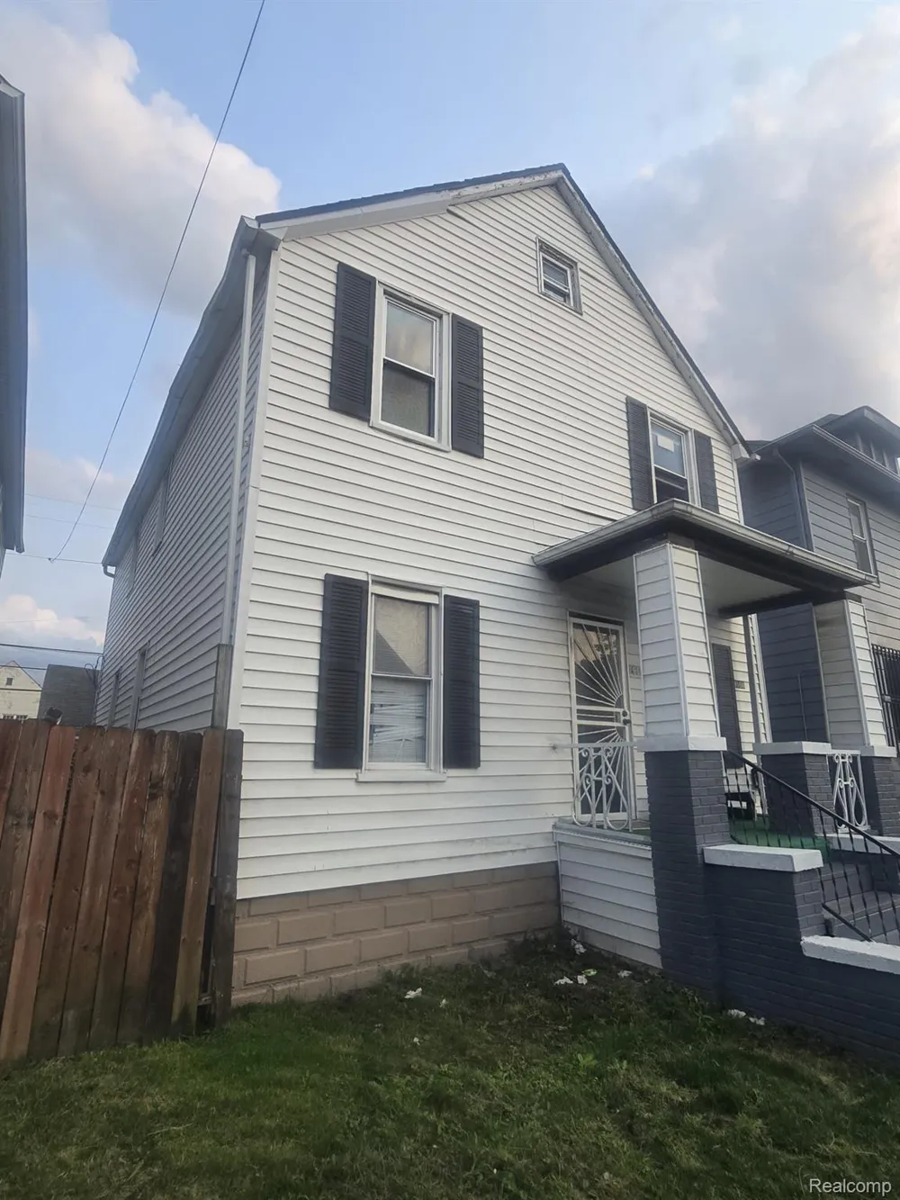 2960 Jacob Street Hamtramck City, MI 48212