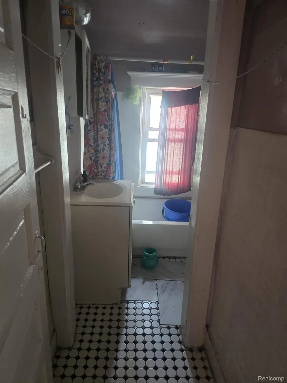 2960 Jacob Street Hamtramck City, MI 48212