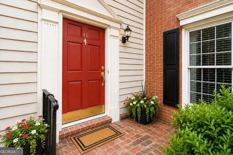 44 Mount Vernon CIR