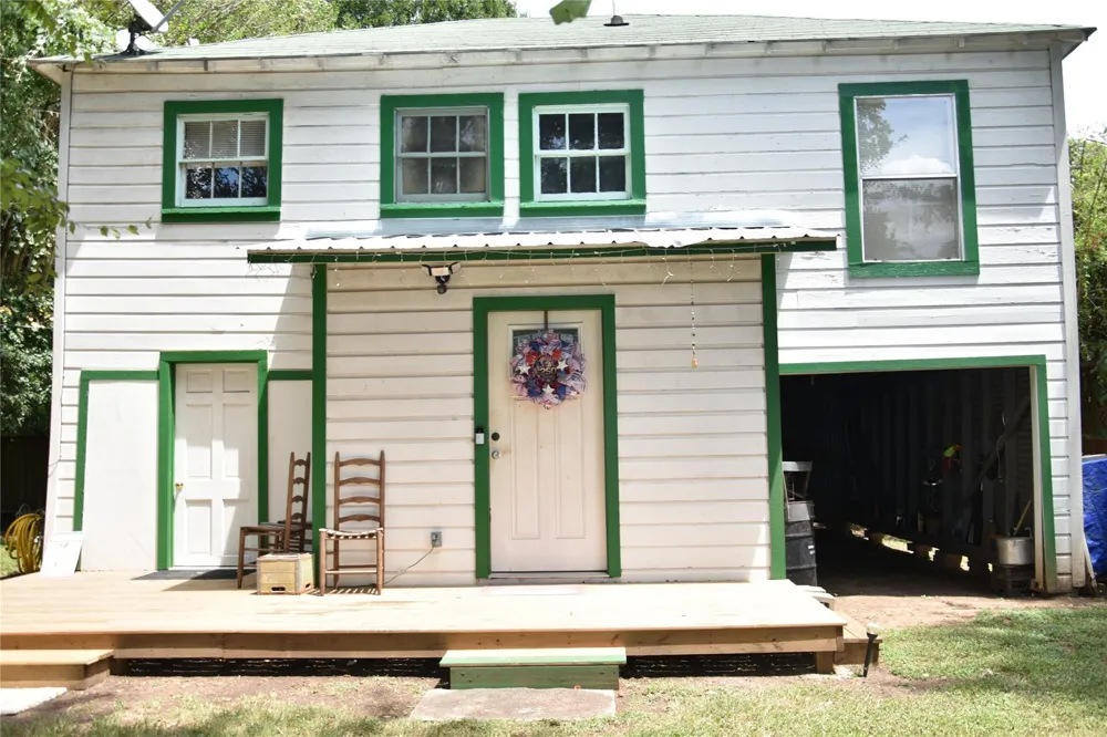 711 Lamar Ave Crockett, TX 75835