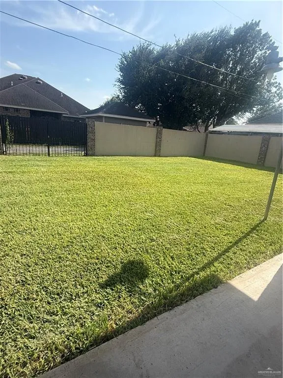 1002 Burney Drive Mission, TX 78572