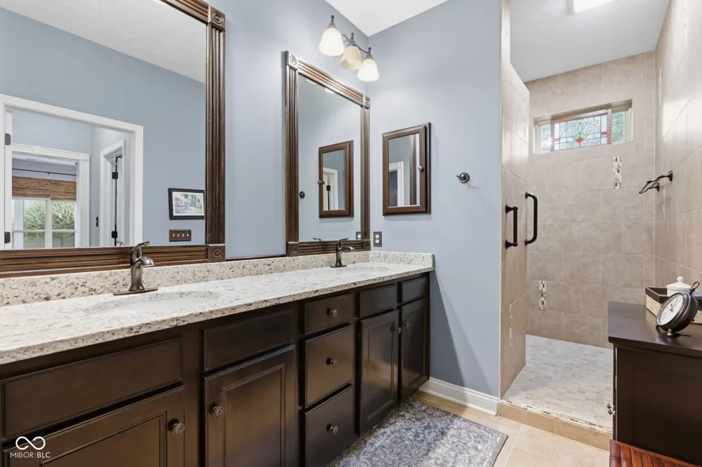 9805 Rue Renee McCordsville, IN 46055