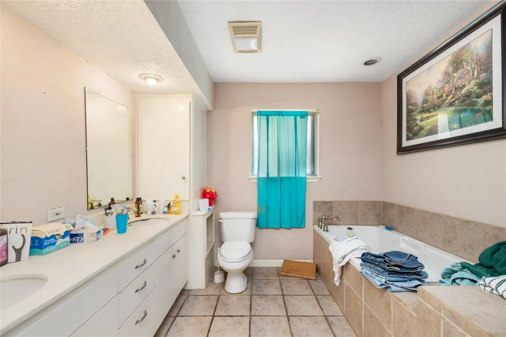 1103 Pecan Circle Seabrook, TX 77586