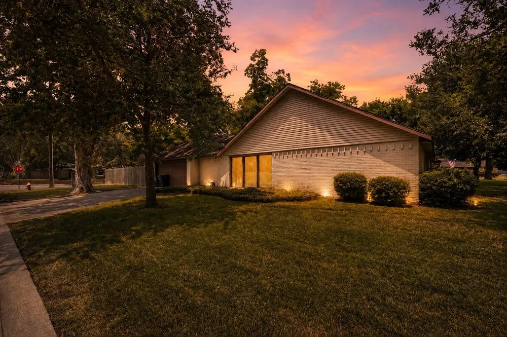 1103 Pecan Circle Seabrook, TX 77586