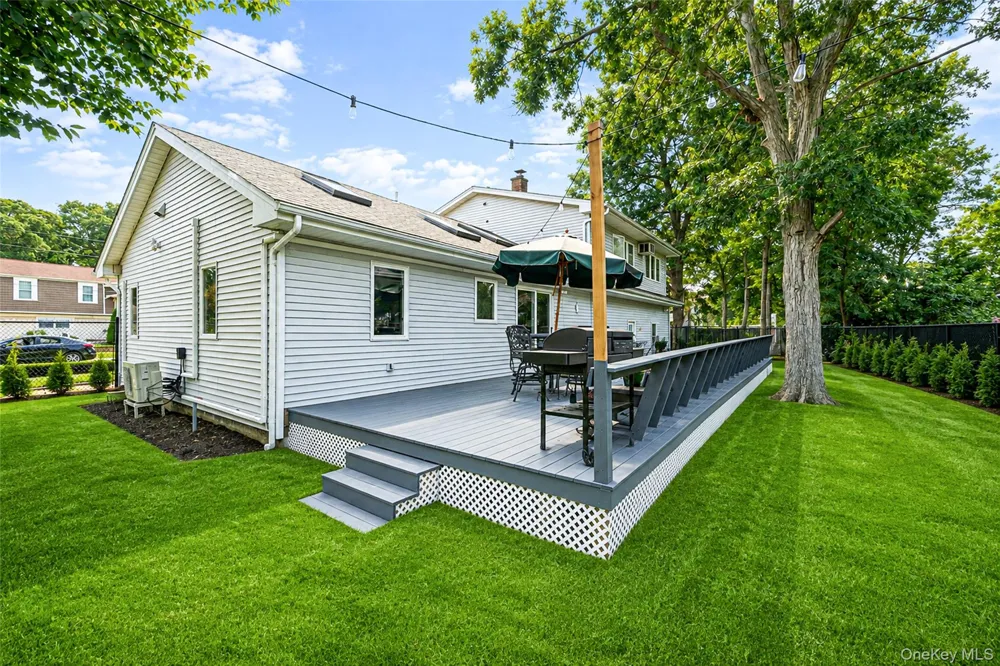 5 Sinclair Street Mastic, NY 11950