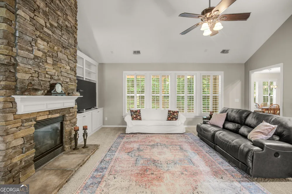 5 Renwick DR Senoia, GA 30276