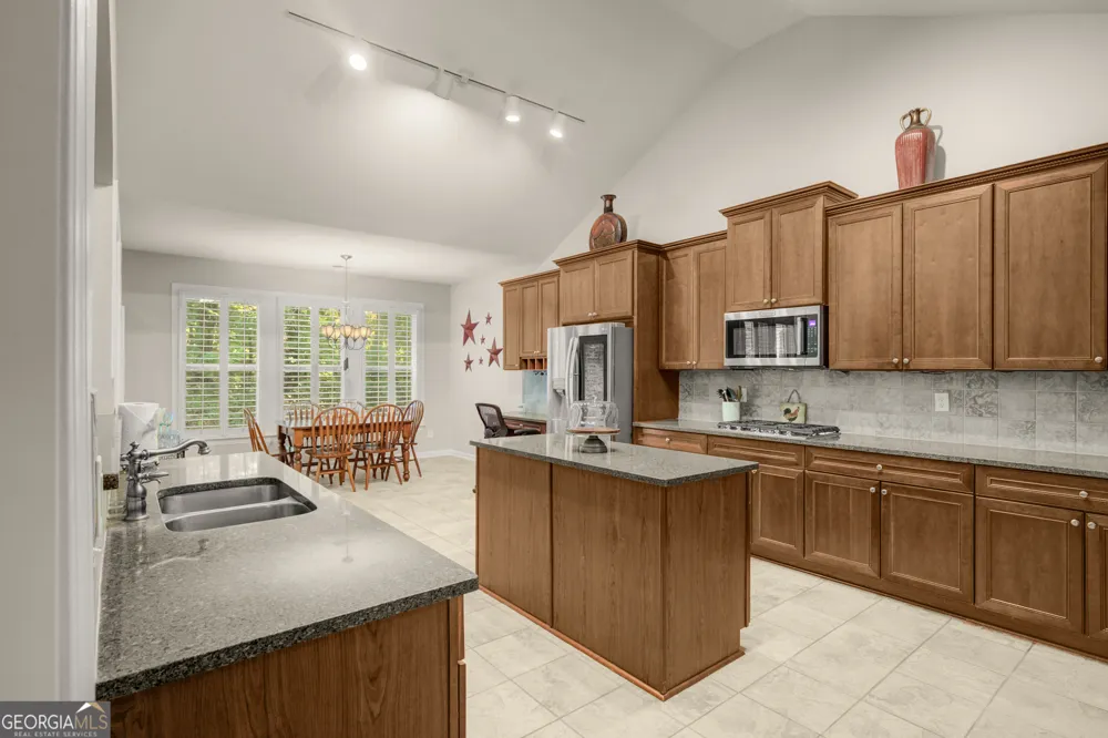 5 Renwick DR Senoia, GA 30276
