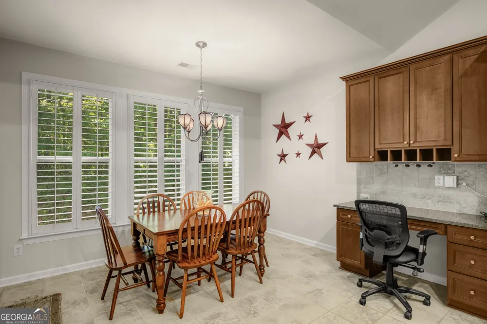 5 Renwick DR Senoia, GA 30276