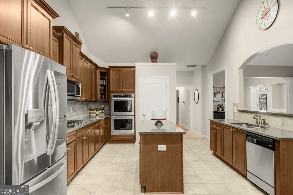 5 Renwick DR Senoia, GA 30276