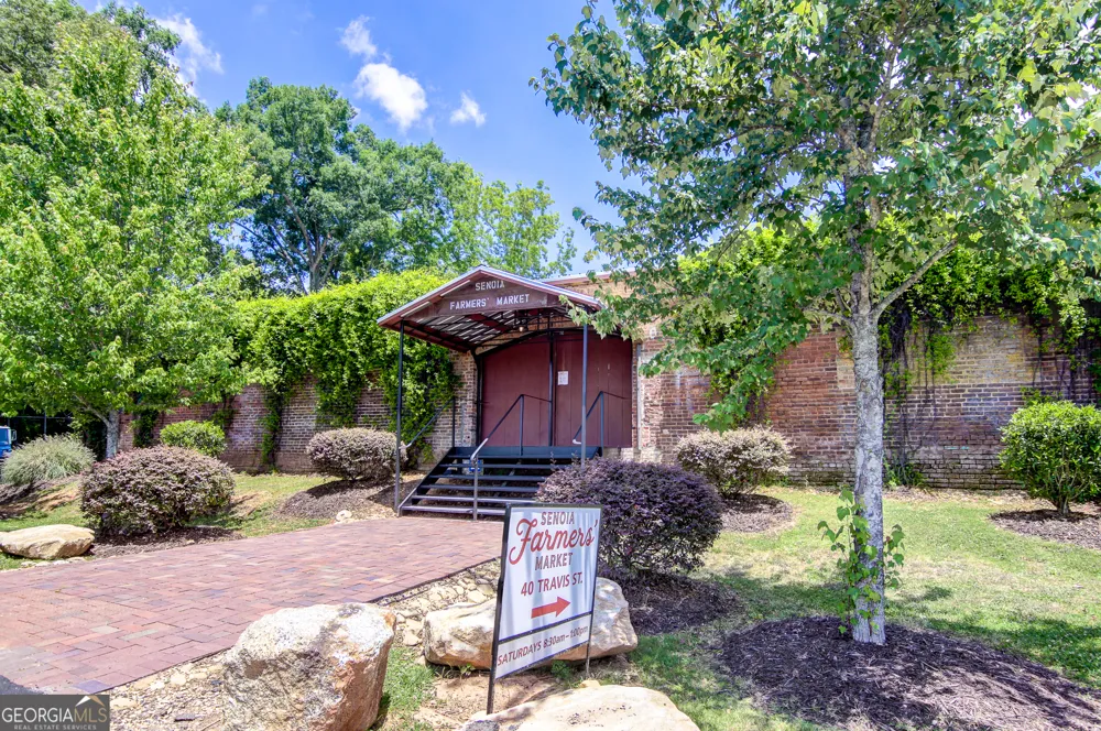 5 Renwick DR Senoia, GA 30276