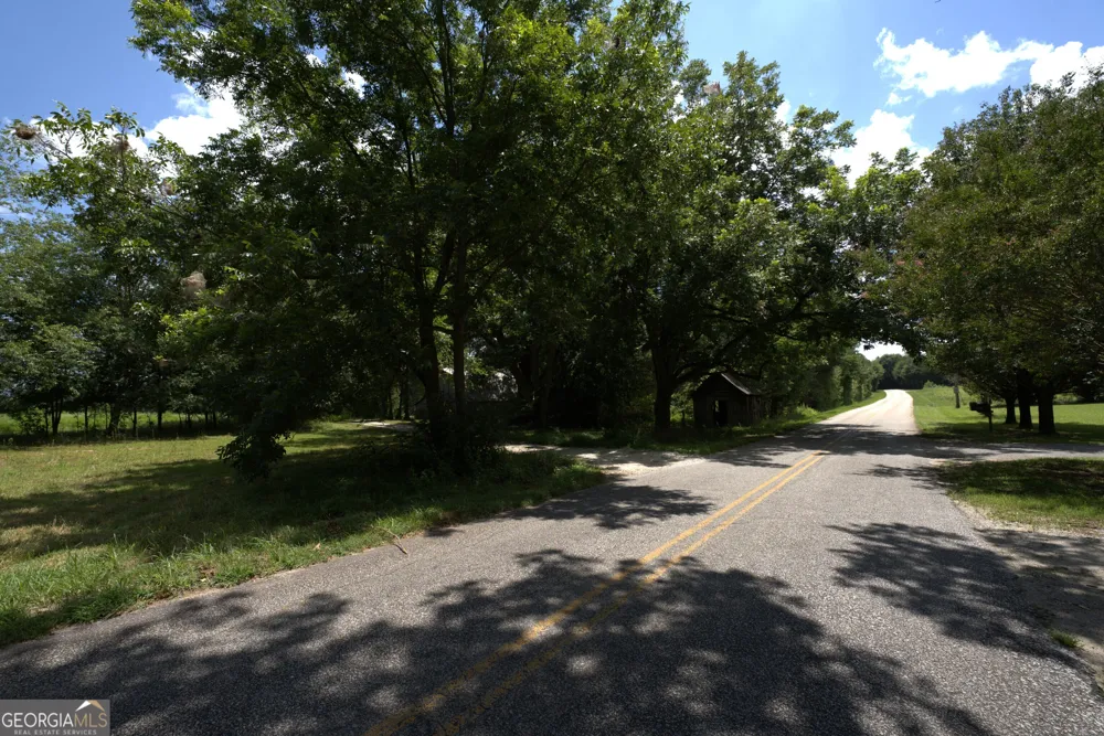 2170 Fork Creek RD Bowman, GA 30624
