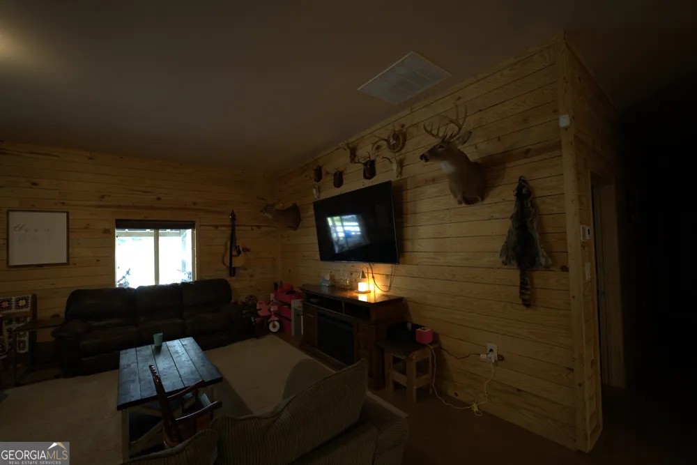 2170 Fork Creek RD Bowman, GA 30624