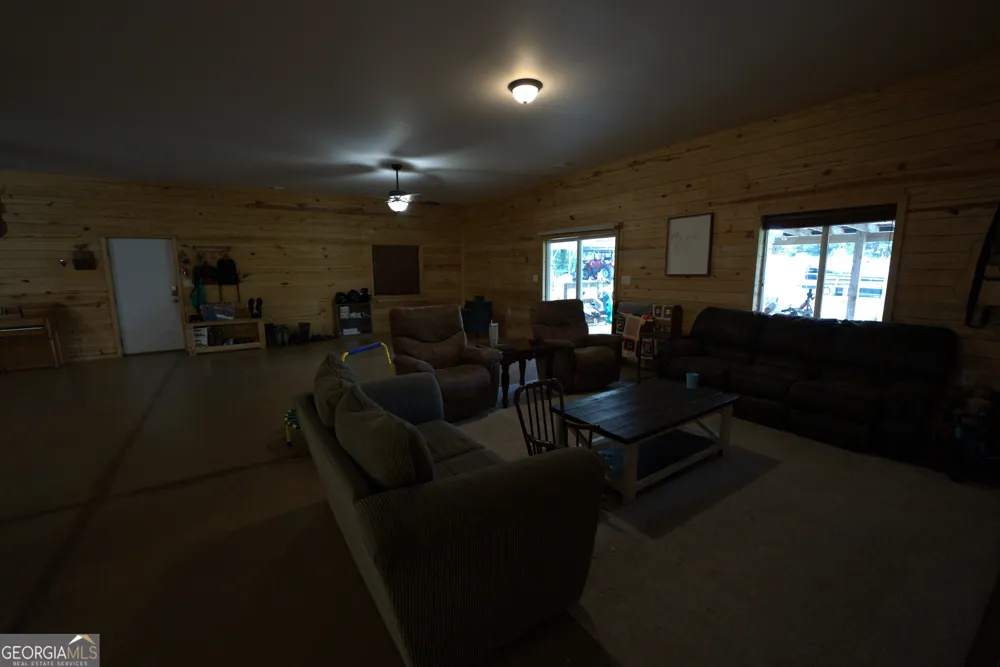 2170 Fork Creek RD Bowman, GA 30624