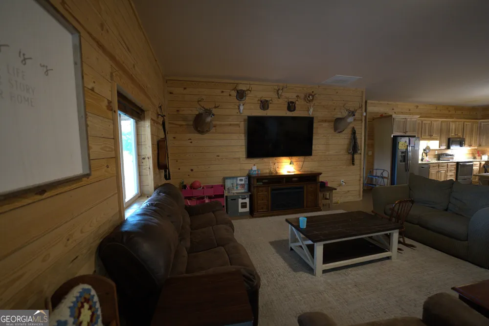 2170 Fork Creek RD Bowman, GA 30624