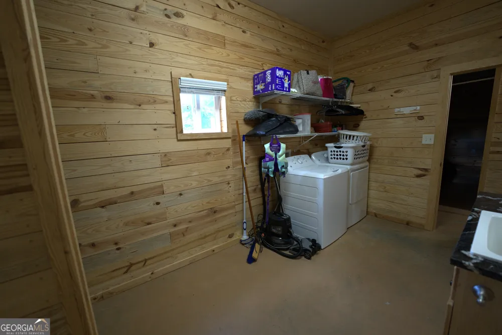 2170 Fork Creek RD Bowman, GA 30624