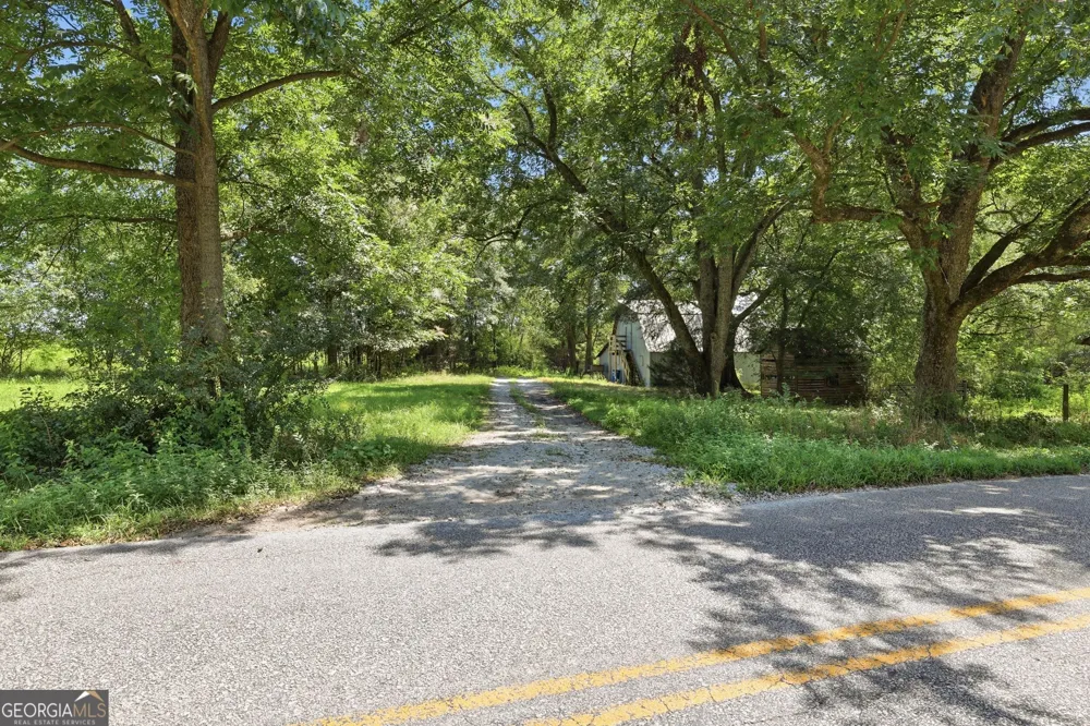 2170 Fork Creek RD Bowman, GA 30624