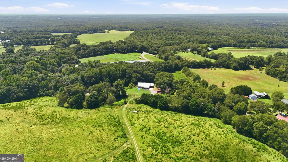 2170 Fork Creek RD Bowman, GA 30624