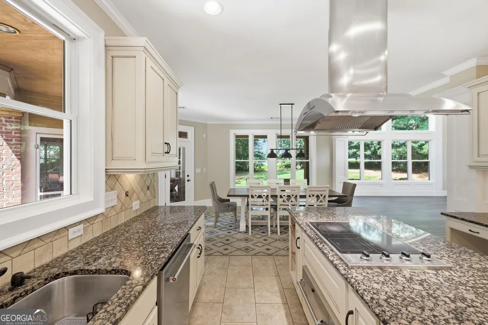 357 Birchwood DR Clarkesville, GA 30523