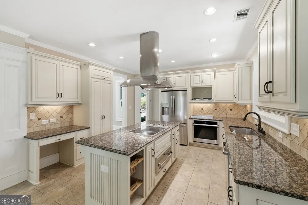 357 Birchwood DR Clarkesville, GA 30523