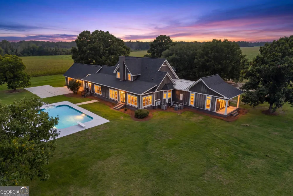 3800 Adabelle RD Register, GA 30452