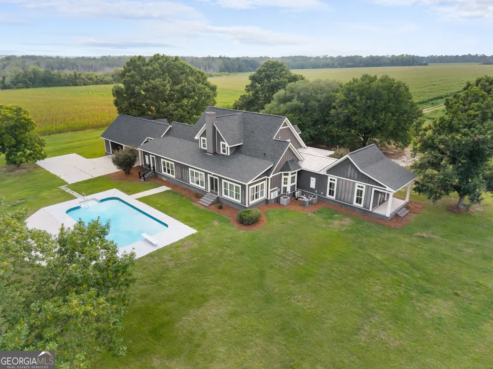 3800 Adabelle RD Register, GA 30452