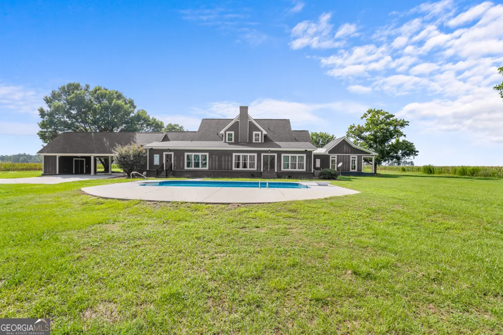 3800 Adabelle RD Register, GA 30452