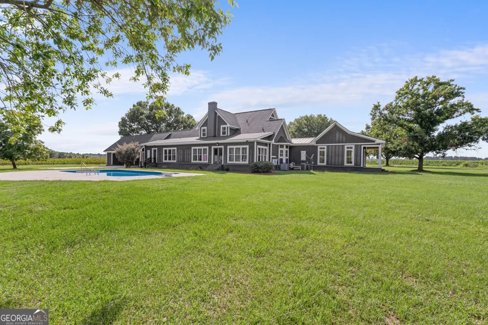 3800 Adabelle RD Register, GA 30452