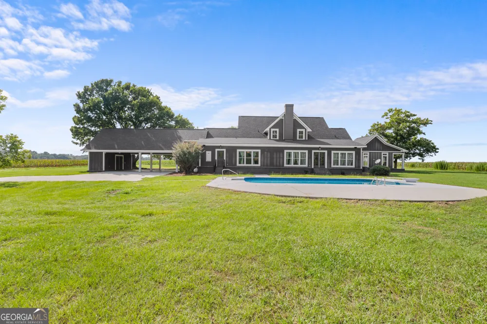 3800 Adabelle RD Register, GA 30452