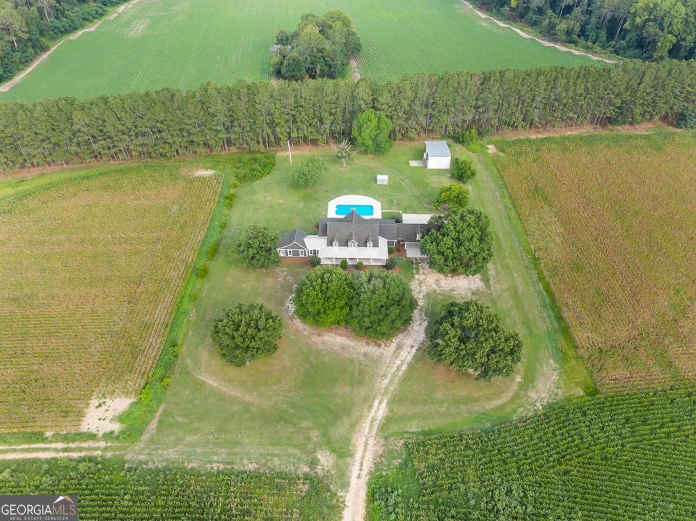 3800 Adabelle RD Register, GA 30452