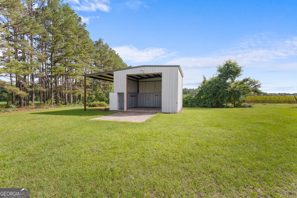 3800 Adabelle RD Register, GA 30452