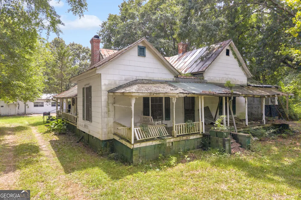 1104 Lexington HWY Elberton, GA 30635