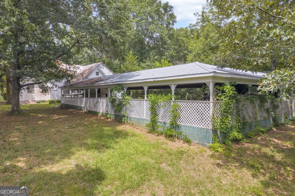 1104 Lexington HWY Elberton, GA 30635