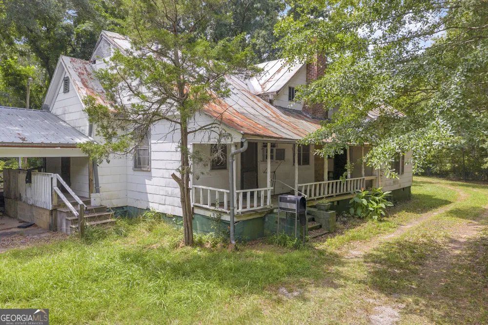 1104 Lexington HWY Elberton, GA 30635