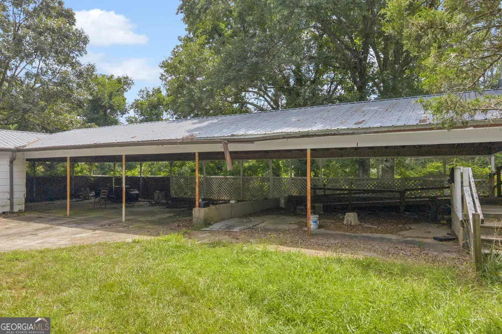 1104 Lexington HWY Elberton, GA 30635