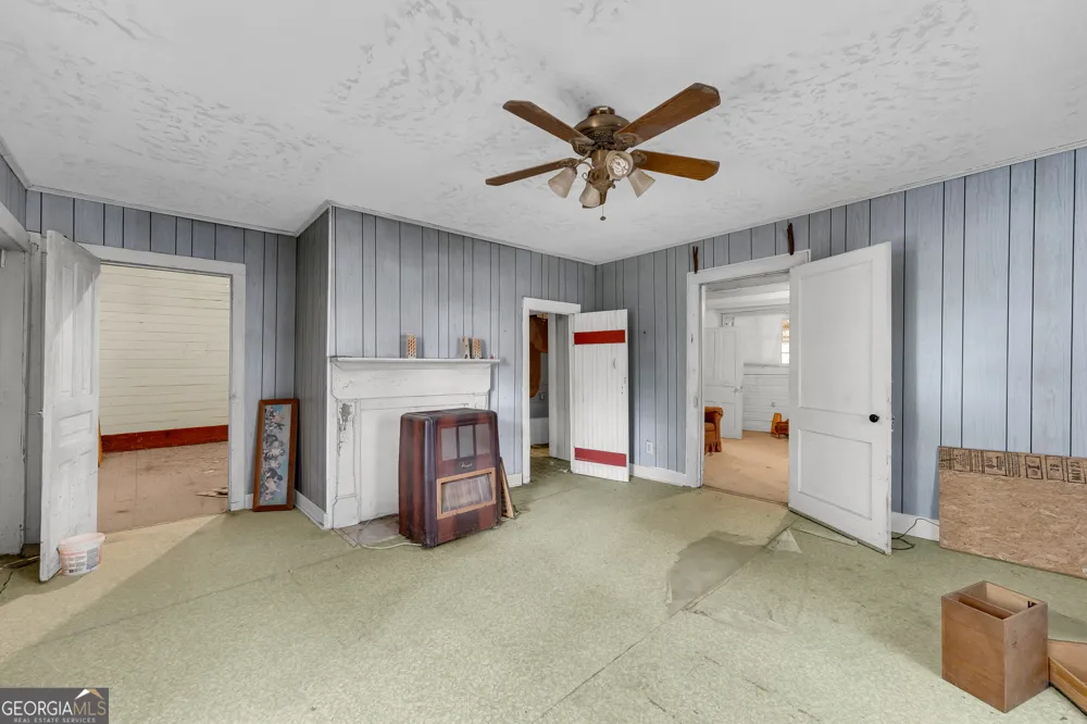 1104 Lexington HWY Elberton, GA 30635