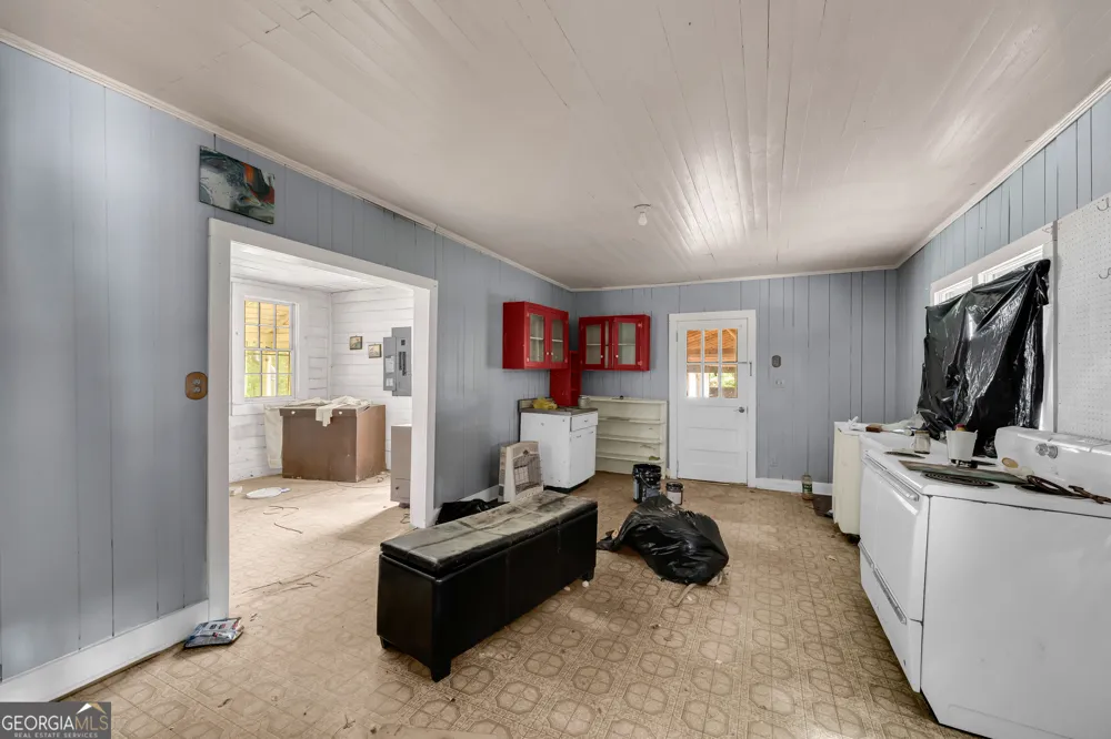 1104 Lexington HWY Elberton, GA 30635