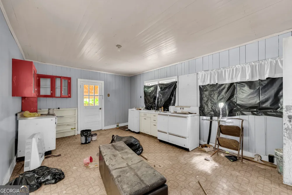 1104 Lexington HWY Elberton, GA 30635