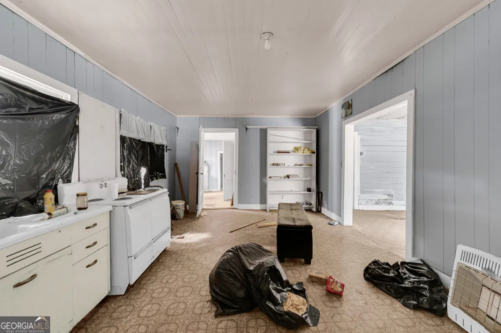 1104 Lexington HWY Elberton, GA 30635