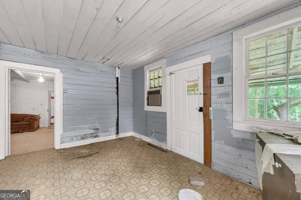1104 Lexington HWY Elberton, GA 30635