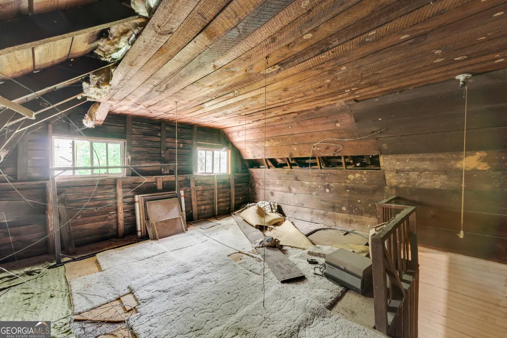 1104 Lexington HWY Elberton, GA 30635