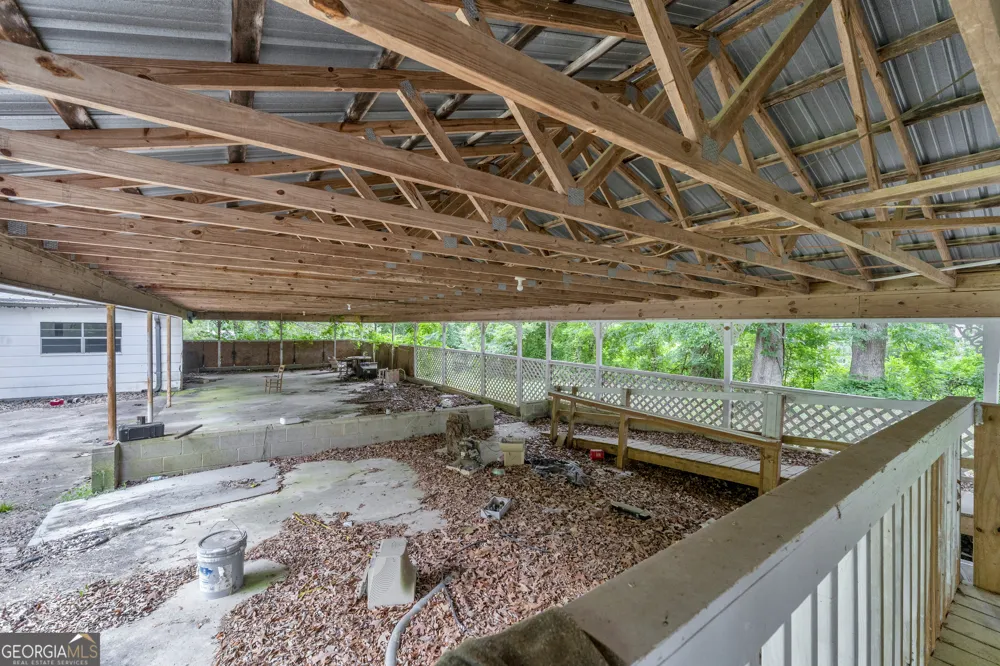 1104 Lexington HWY Elberton, GA 30635