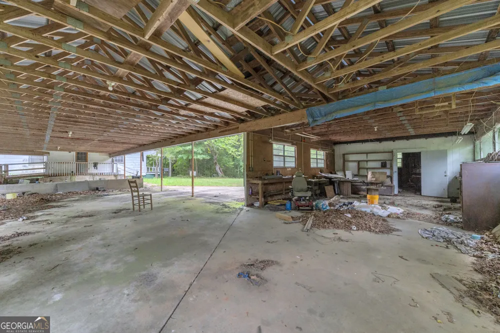 1104 Lexington HWY Elberton, GA 30635