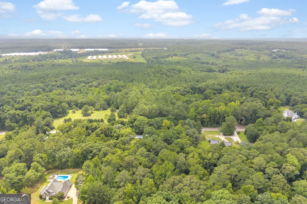 1104 Lexington HWY Elberton, GA 30635